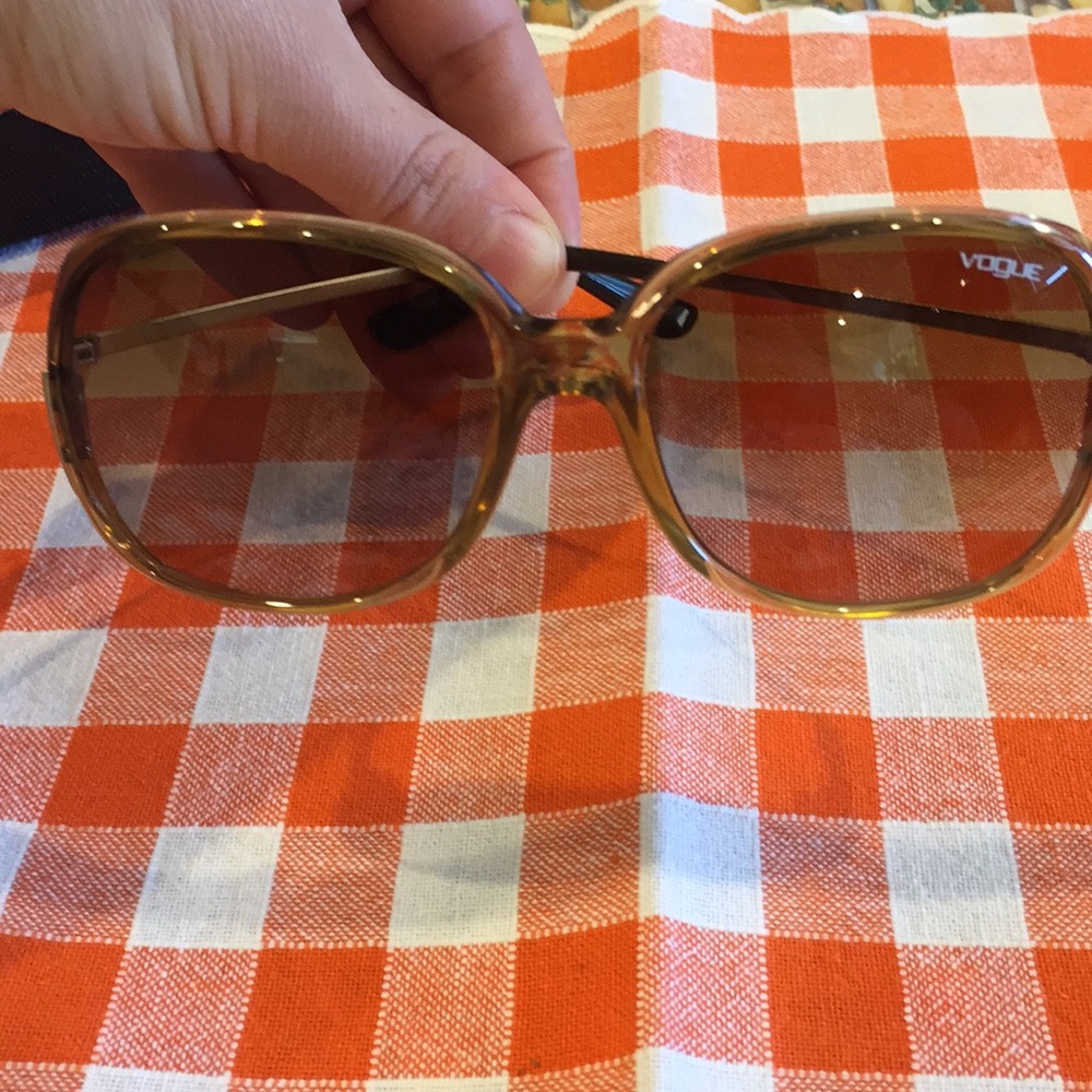 SOLD Vogue sunglasses